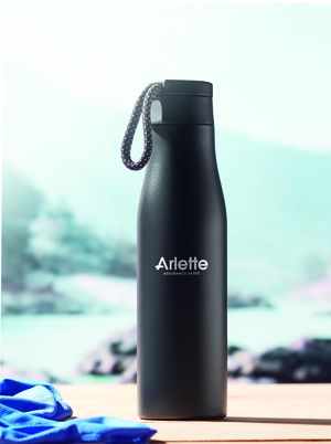 URSUS Kaksiseinäinen Magneettikannellinen Termospullo 600ml