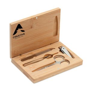 SEWA 4-piece manicure set in stainless steel