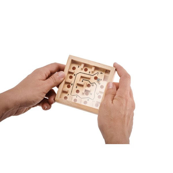 ZUKY Pine Wood Labyrinth Game with Metal Ball - GiftRetail MO6696